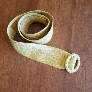 Elegant Vintage Woven Rafia Belt Yellow